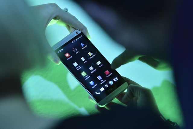 «Γυμνό» λέγεται ότι θα κυκλοφορεί και το HTC One σε Google Edition